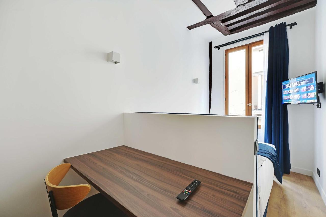 Relaxing Urban Getaway, Notre Dame De Paris Apartment Ngoại thất bức ảnh